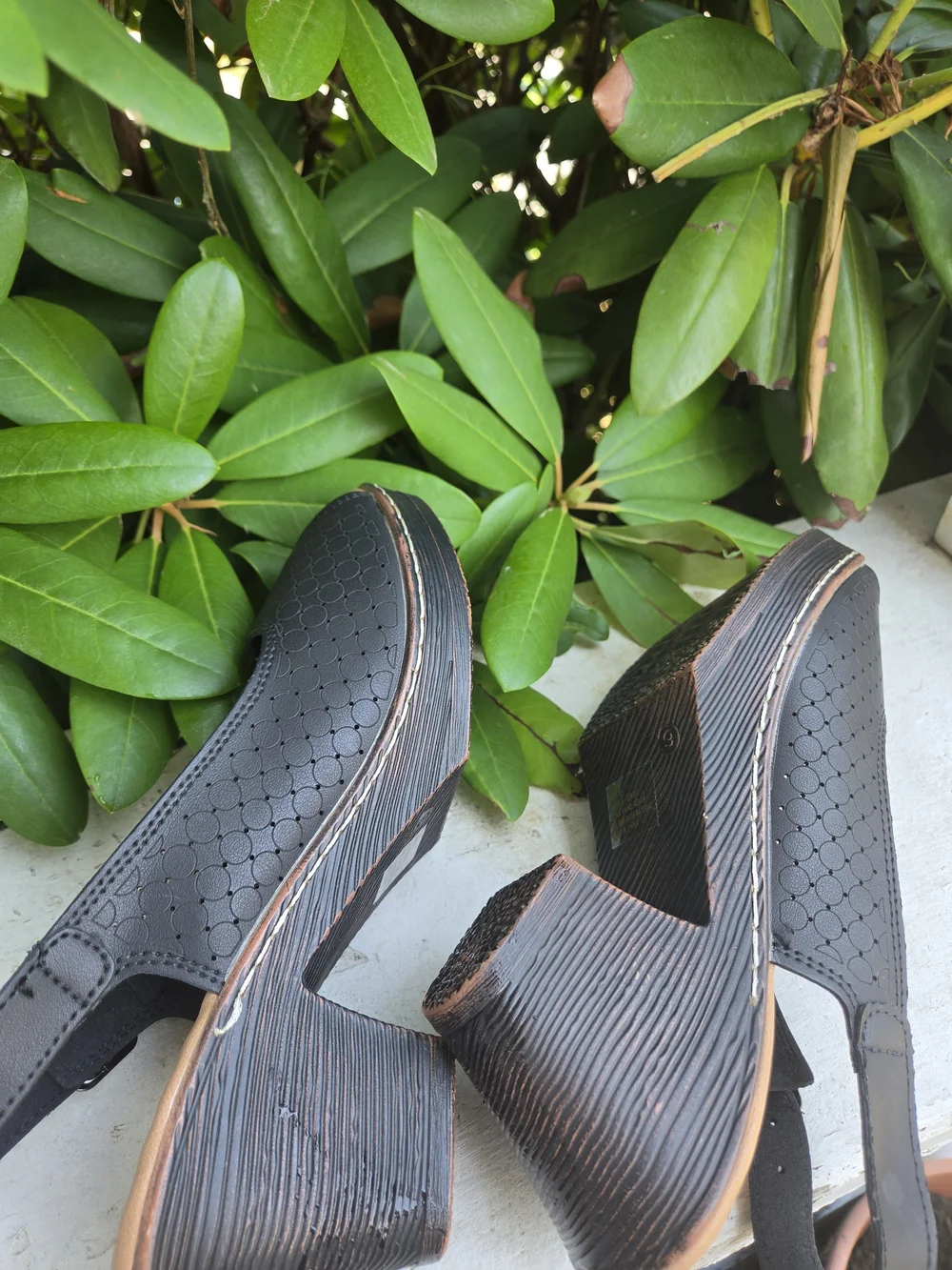 B Comfort Black Slingback Heel Sandals NWOT - Size 9 Comfortable Women